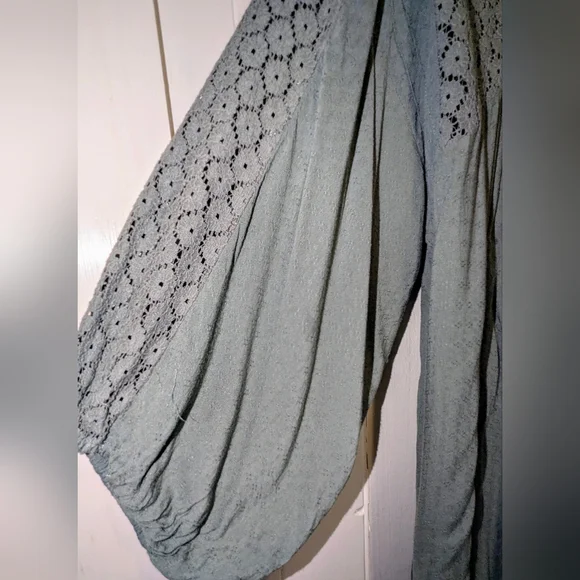 Free People Large Green Boho Top - Picture 6 of 8